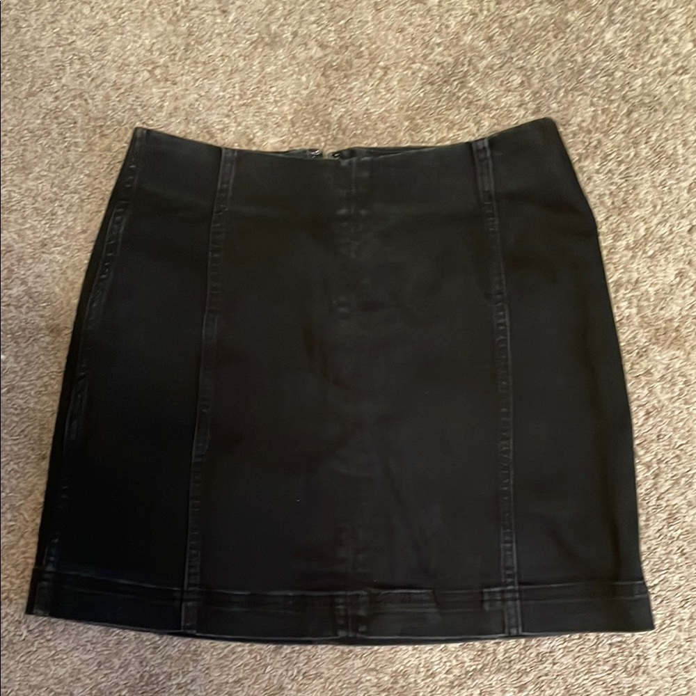 Elegant Black Women's Skirt